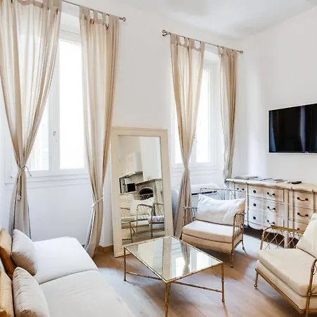 Maison D' Orange - Ponche Apartment *