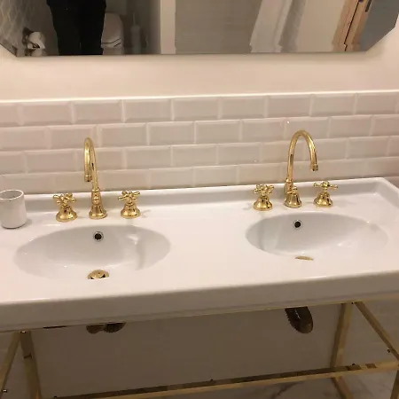 Maison D' Orange - Ponche Lägenhet