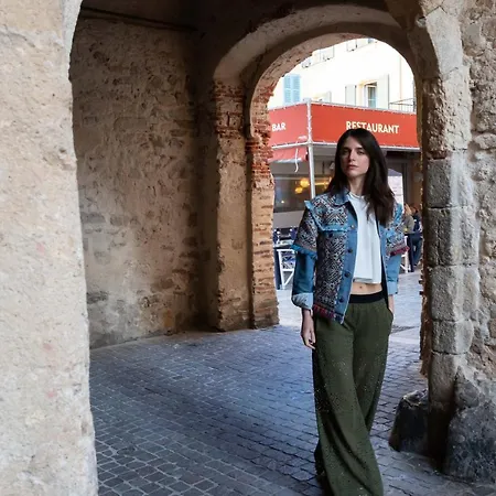 Maison D' Orange - Ponche