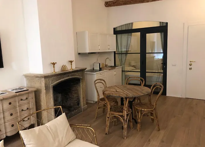 Maison D' Orange - Ponche Lejlighed